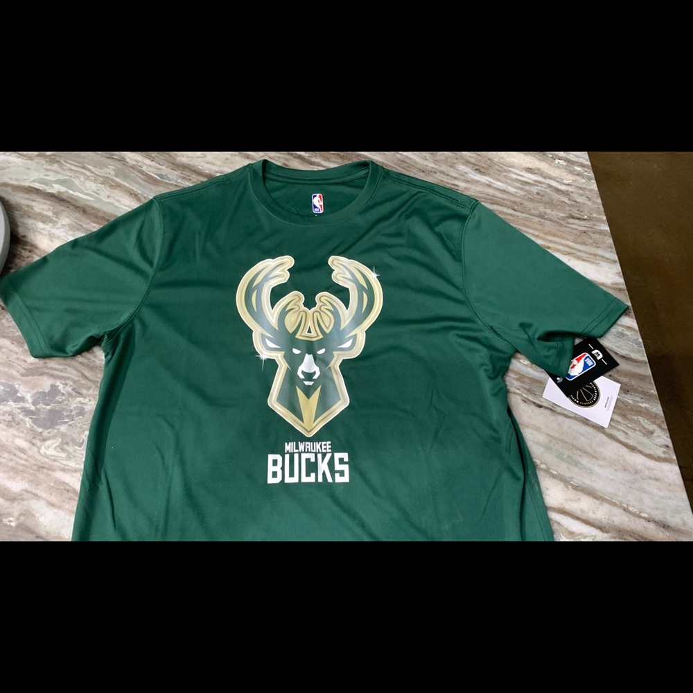 NBA basketball Milwaukee bucks number 34 antetokounmpo shirt. New with tags!
